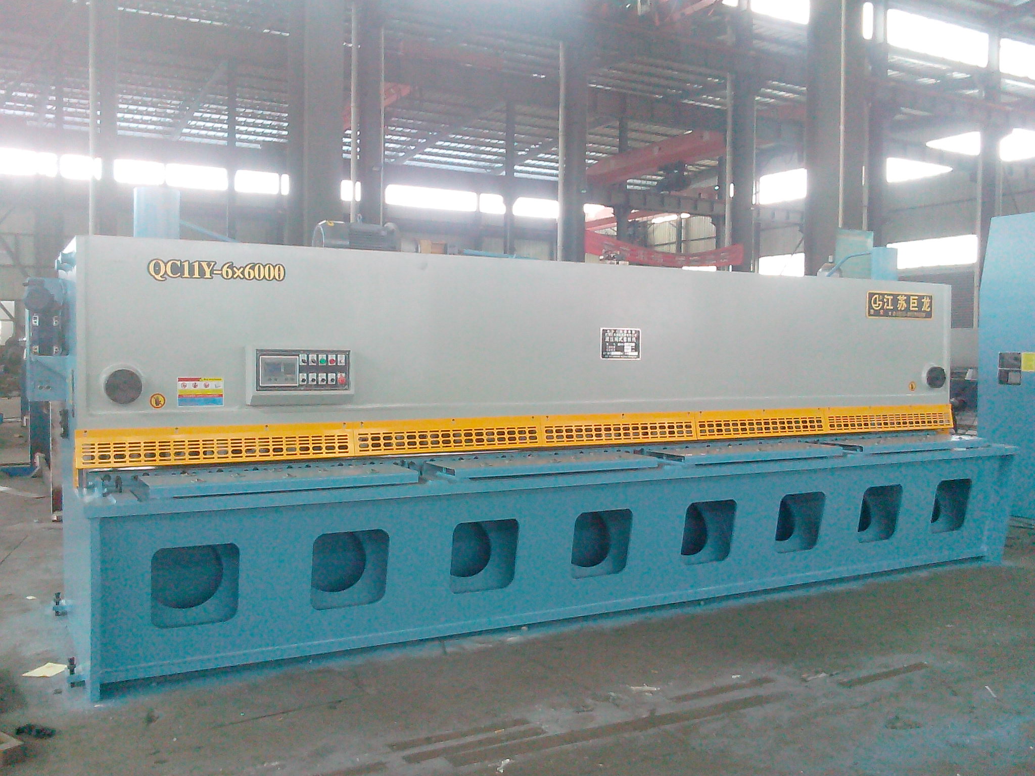 QC11Y-6X6000系列液壓閘式剪板機